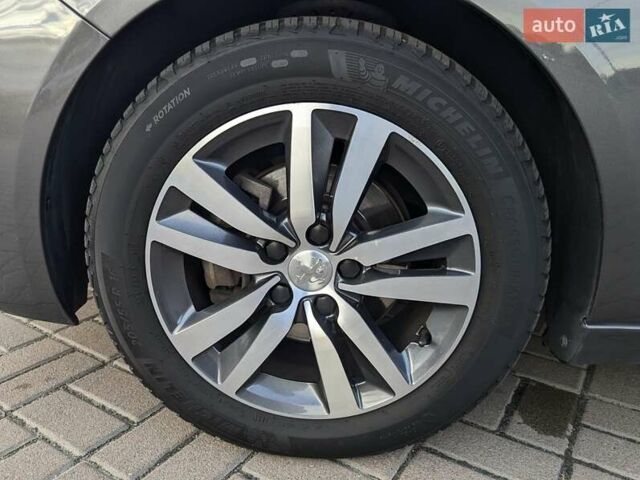 Сірий Пежо 308, об'ємом двигуна 1.5 л та пробігом 148 тис. км за 13600 $, фото 72 на Automoto.ua