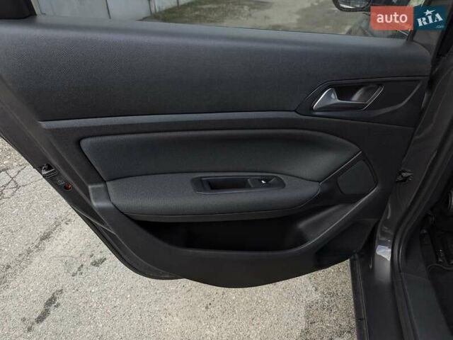 Сірий Пежо 308, об'ємом двигуна 1.5 л та пробігом 148 тис. км за 13600 $, фото 14 на Automoto.ua