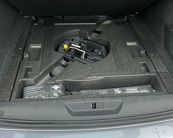 Серый Пежо 308, объемом двигателя 1.5 л и пробегом 206 тыс. км за 11900 $, фото 24 на Automoto.ua