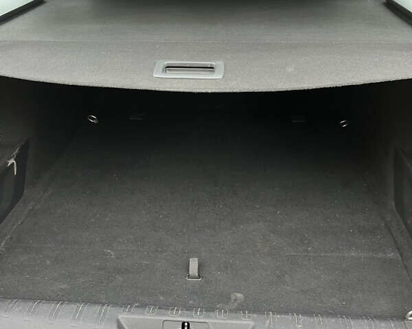 Серый Пежо 308, объемом двигателя 1.5 л и пробегом 206 тыс. км за 11900 $, фото 21 на Automoto.ua