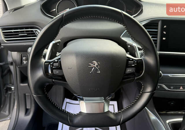 Серый Пежо 308, объемом двигателя 1.5 л и пробегом 202 тыс. км за 12500 $, фото 12 на Automoto.ua