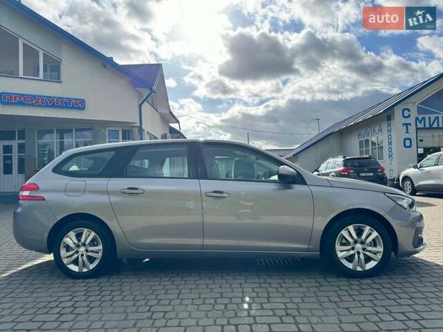 Серый Пежо 308, объемом двигателя 1.56 л и пробегом 133 тыс. км за 13299 $, фото 5 на Automoto.ua