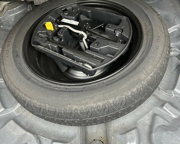 Серый Пежо 308, объемом двигателя 1.5 л и пробегом 206 тыс. км за 11900 $, фото 23 на Automoto.ua