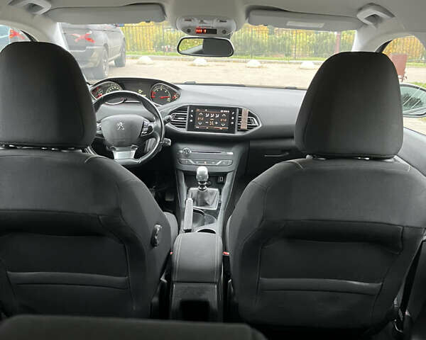 Серый Пежо 308, объемом двигателя 1.5 л и пробегом 206 тыс. км за 11900 $, фото 20 на Automoto.ua