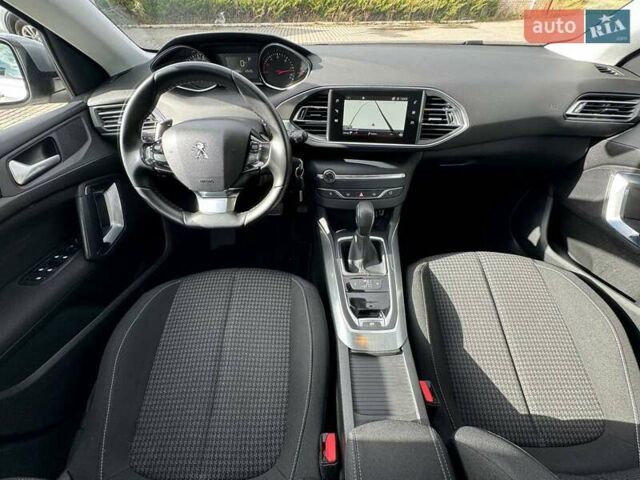 Сірий Пежо 308, об'ємом двигуна 1.5 л та пробігом 133 тис. км за 13399 $, фото 25 на Automoto.ua