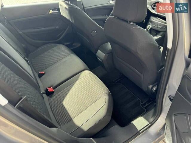 Серый Пежо 308, объемом двигателя 1.56 л и пробегом 133 тыс. км за 13299 $, фото 24 на Automoto.ua