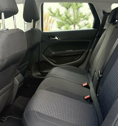 Серый Пежо 308, объемом двигателя 1.5 л и пробегом 202 тыс. км за 12500 $, фото 17 на Automoto.ua