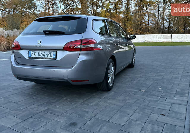 Серый Пежо 308, объемом двигателя 1.5 л и пробегом 202 тыс. км за 12500 $, фото 2 на Automoto.ua