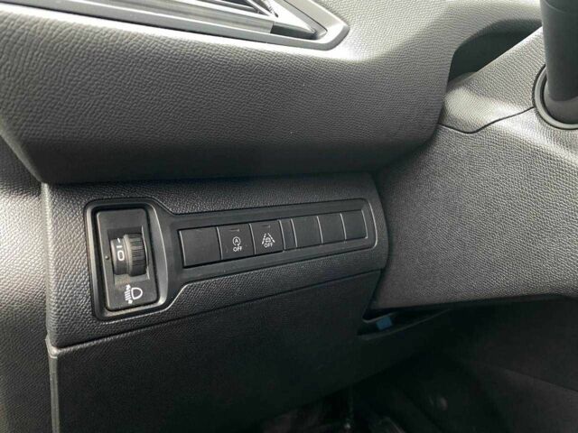 Серый Пежо 308, объемом двигателя 1.5 л и пробегом 155 тыс. км за 13200 $, фото 16 на Automoto.ua