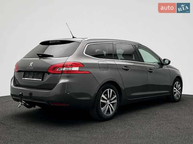 Серый Пежо 308, объемом двигателя 1.5 л и пробегом 168 тыс. км за 15300 $, фото 5 на Automoto.ua