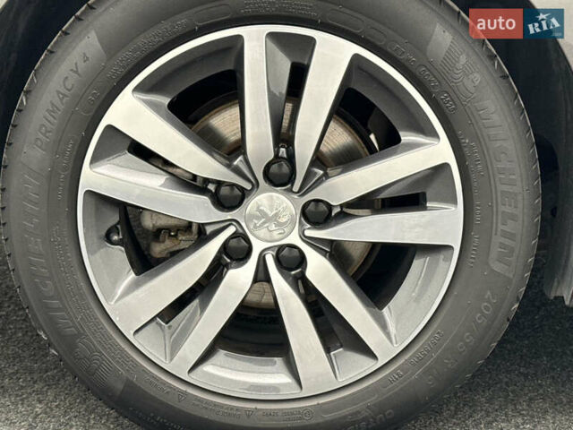 Серый Пежо 308, объемом двигателя 1.5 л и пробегом 168 тыс. км за 15300 $, фото 19 на Automoto.ua