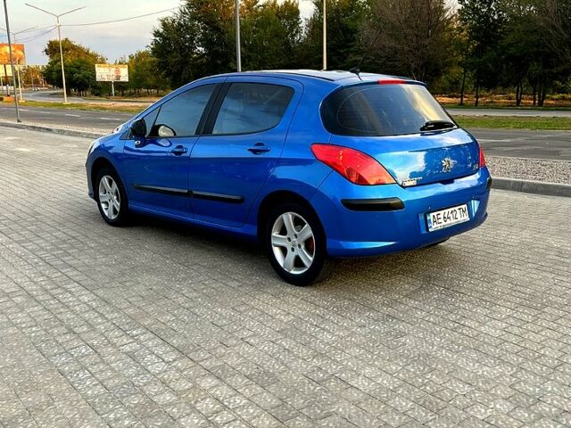 Синій Пежо 308, об'ємом двигуна 1.6 л та пробігом 250 тис. км за 4500 $, фото 1 на Automoto.ua