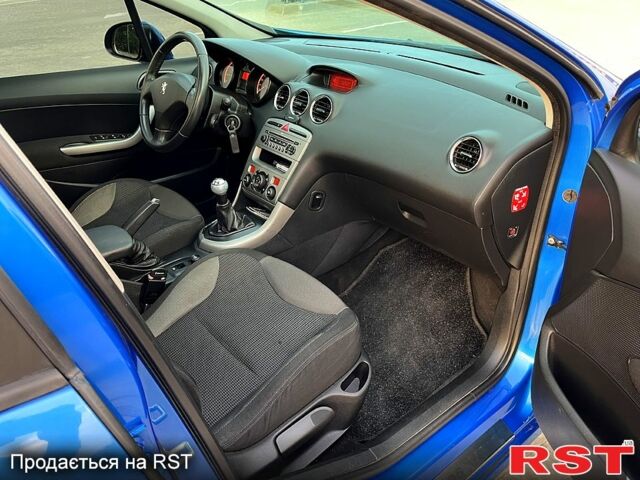 Синій Пежо 308, об'ємом двигуна 1.6 л та пробігом 250 тис. км за 4500 $, фото 5 на Automoto.ua