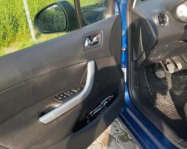 Синий Пежо 308, объемом двигателя 1.6 л и пробегом 206 тыс. км за 4600 $, фото 11 на Automoto.ua