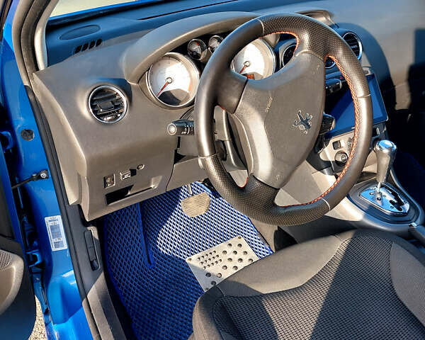 Синий Пежо 308, объемом двигателя 1.6 л и пробегом 220 тыс. км за 5300 $, фото 6 на Automoto.ua