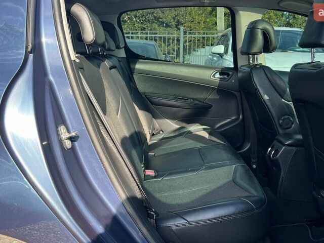 Синий Пежо 308, объемом двигателя 1.6 л и пробегом 200 тыс. км за 5200 $, фото 10 на Automoto.ua