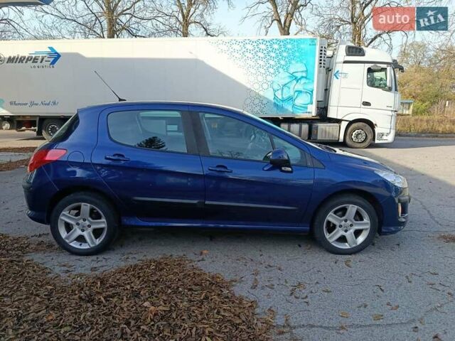 Синий Пежо 308, объемом двигателя 1.56 л и пробегом 279 тыс. км за 4600 $, фото 6 на Automoto.ua