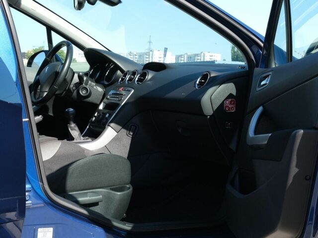 Синій Пежо 308, об'ємом двигуна 1.6 л та пробігом 220 тис. км за 5000 $, фото 12 на Automoto.ua