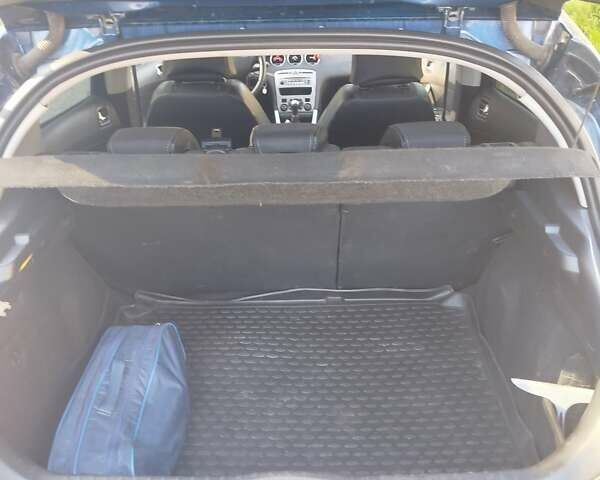 Синій Пежо 308, об'ємом двигуна 1.62 л та пробігом 122 тис. км за 5400 $, фото 3 на Automoto.ua