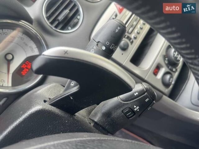 Синий Пежо 308, объемом двигателя 1.6 л и пробегом 225 тыс. км за 5500 $, фото 39 на Automoto.ua