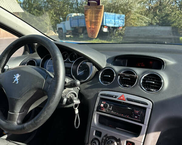 Синий Пежо 308, объемом двигателя 1.6 л и пробегом 264 тыс. км за 5600 $, фото 12 на Automoto.ua