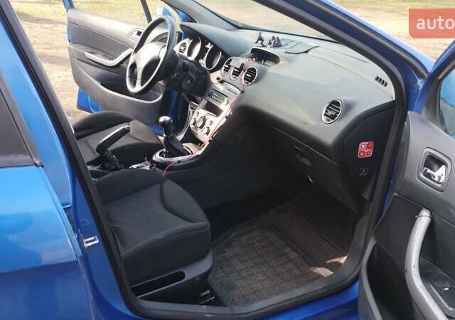 Синій Пежо 308, об'ємом двигуна 1.6 л та пробігом 203 тис. км за 4500 $, фото 7 на Automoto.ua
