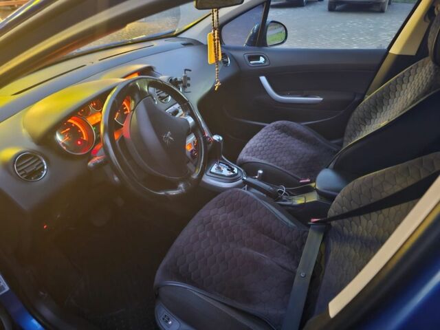 Синий Пежо 308, объемом двигателя 1.6 л и пробегом 217 тыс. км за 5700 $, фото 5 на Automoto.ua