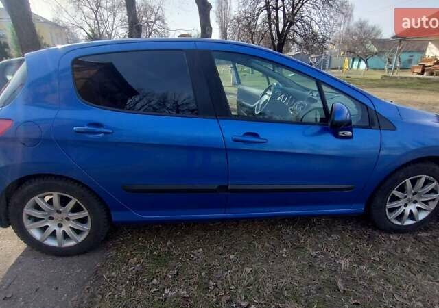 Синій Пежо 308, об'ємом двигуна 1.6 л та пробігом 203 тис. км за 4500 $, фото 4 на Automoto.ua