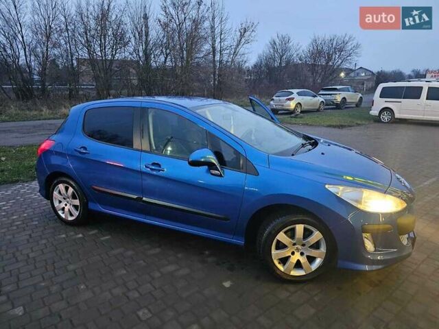 Синий Пежо 308, объемом двигателя 1.6 л и пробегом 220 тыс. км за 5500 $, фото 1 на Automoto.ua