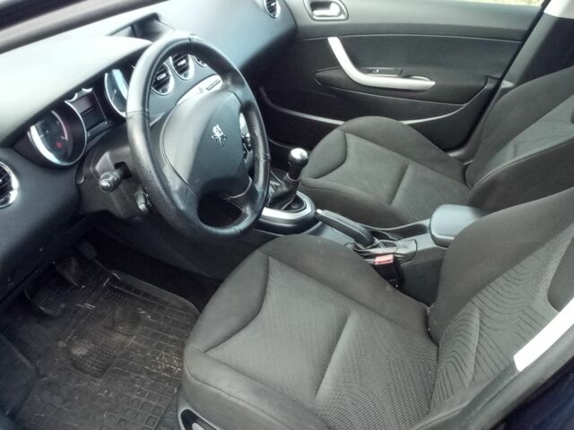 Синий Пежо 308, объемом двигателя 1.6 л и пробегом 370 тыс. км за 4500 $, фото 8 на Automoto.ua