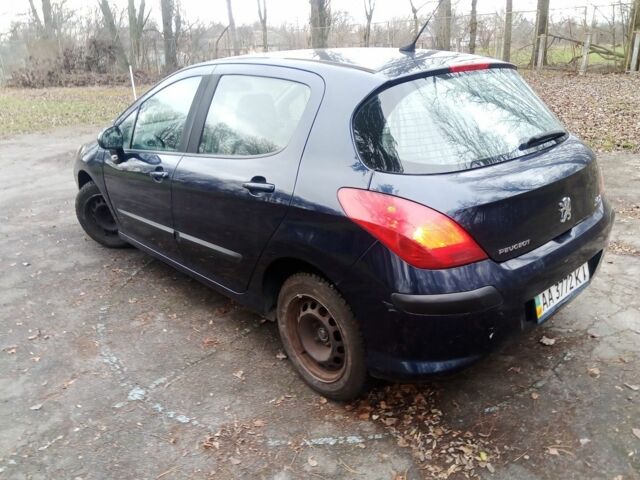 Синий Пежо 308, объемом двигателя 1.6 л и пробегом 370 тыс. км за 4500 $, фото 3 на Automoto.ua