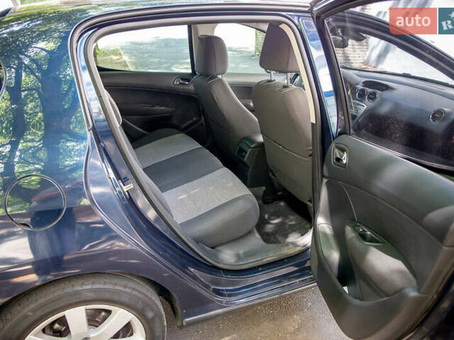 Синий Пежо 308, объемом двигателя 1.6 л и пробегом 135 тыс. км за 7500 $, фото 24 на Automoto.ua