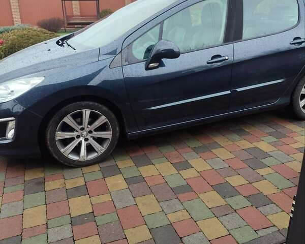 Синий Пежо 308, объемом двигателя 1.6 л и пробегом 235 тыс. км за 7100 $, фото 7 на Automoto.ua