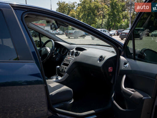 Синий Пежо 308, объемом двигателя 1.6 л и пробегом 135 тыс. км за 7500 $, фото 7 на Automoto.ua