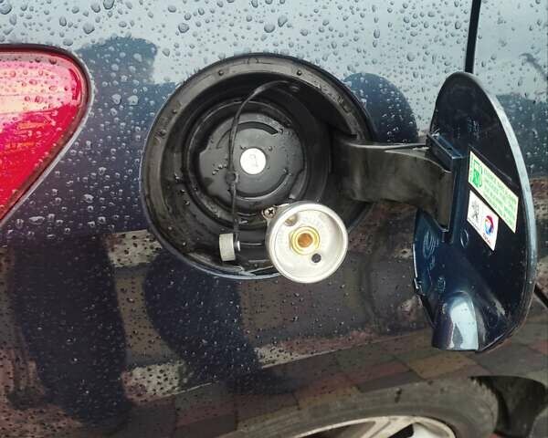 Синий Пежо 308, объемом двигателя 1.6 л и пробегом 235 тыс. км за 7100 $, фото 31 на Automoto.ua