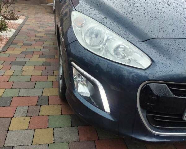 Синий Пежо 308, объемом двигателя 1.6 л и пробегом 235 тыс. км за 7100 $, фото 3 на Automoto.ua