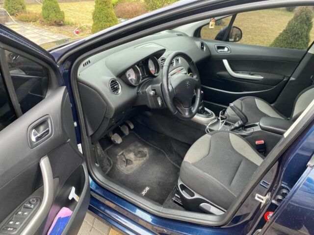 Синий Пежо 308, объемом двигателя 1.6 л и пробегом 112 тыс. км за 6500 $, фото 7 на Automoto.ua