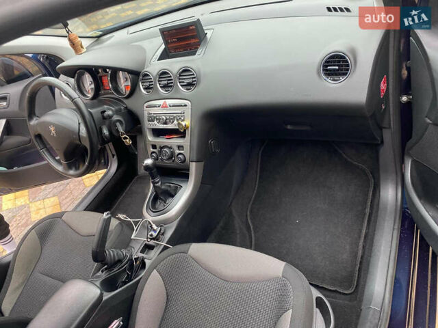 Синий Пежо 308, объемом двигателя 1.6 л и пробегом 112 тыс. км за 6200 $, фото 11 на Automoto.ua