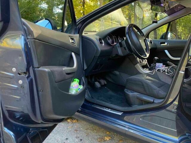 Синий Пежо 308, объемом двигателя 1.6 л и пробегом 232 тыс. км за 6400 $, фото 13 на Automoto.ua