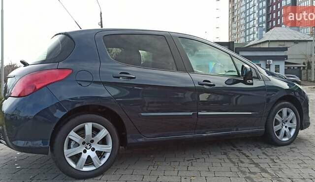 Синий Пежо 308, объемом двигателя 1.6 л и пробегом 126 тыс. км за 6400 $, фото 12 на Automoto.ua