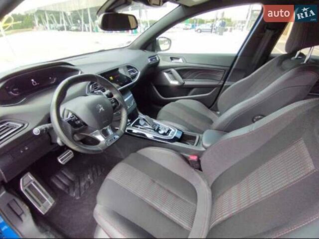 Синій Пежо 308, об'ємом двигуна 1.2 л та пробігом 37 тис. км за 19800 $, фото 3 на Automoto.ua