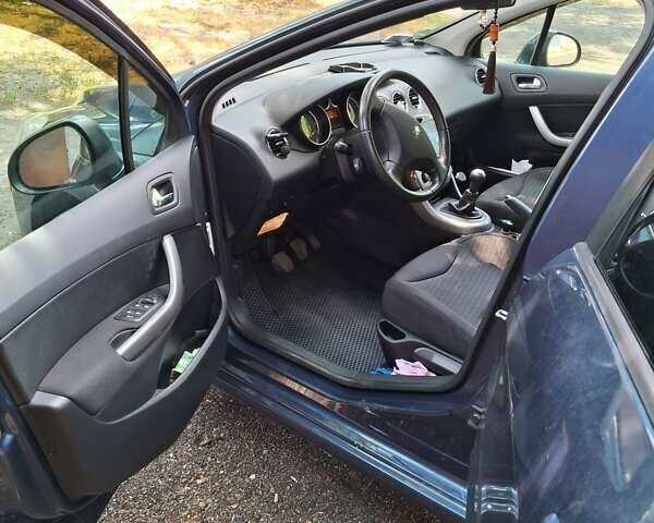 Синій Пежо 308, об'ємом двигуна 1.61 л та пробігом 240 тис. км за 6800 $, фото 17 на Automoto.ua