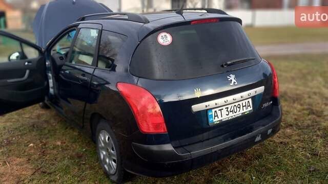 Синий Пежо 308, объемом двигателя 1.6 л и пробегом 255 тыс. км за 5300 $, фото 3 на Automoto.ua