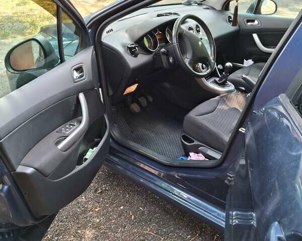 Синій Пежо 308, об'ємом двигуна 1.61 л та пробігом 240 тис. км за 6800 $, фото 18 на Automoto.ua