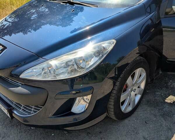 Синий Пежо 308, объемом двигателя 1.6 л и пробегом 245 тыс. км за 4950 $, фото 1 на Automoto.ua