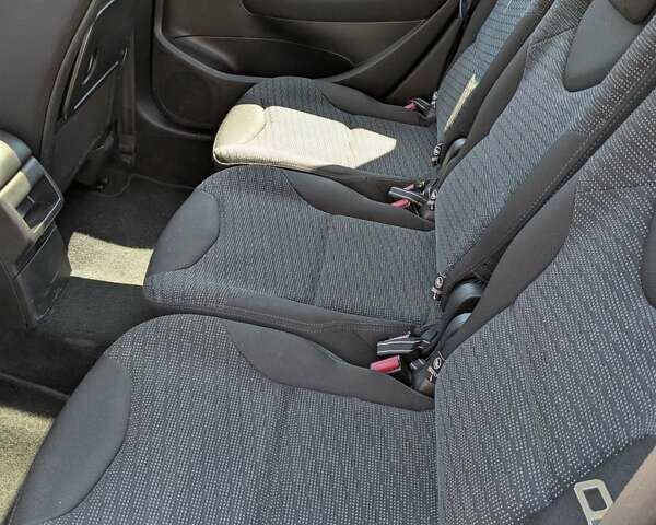 Синий Пежо 308, объемом двигателя 1.6 л и пробегом 245 тыс. км за 4950 $, фото 15 на Automoto.ua