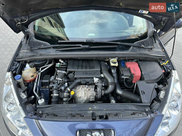 Синий Пежо 308, объемом двигателя 1.6 л и пробегом 303 тыс. км за 4900 $, фото 22 на Automoto.ua