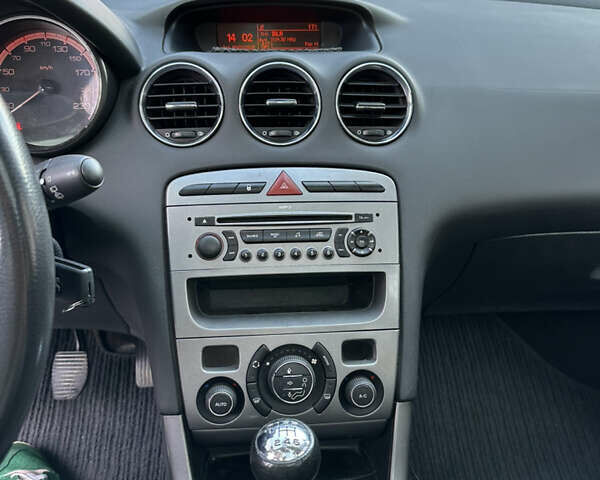 Синий Пежо 308, объемом двигателя 1.6 л и пробегом 303 тыс. км за 4900 $, фото 15 на Automoto.ua