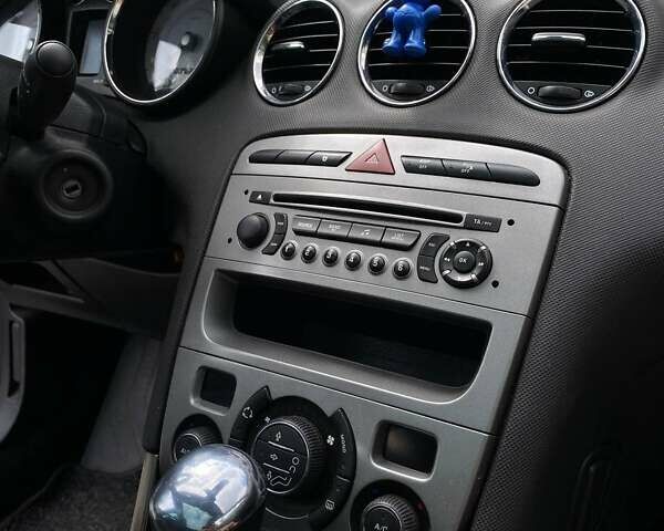 Синий Пежо 308, объемом двигателя 1.6 л и пробегом 173 тыс. км за 6600 $, фото 6 на Automoto.ua