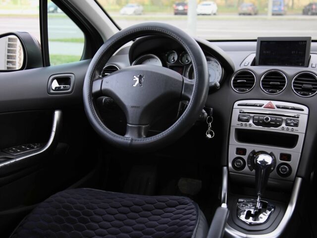 Синій Пежо 308, об'ємом двигуна 1.6 л та пробігом 250 тис. км за 6000 $, фото 10 на Automoto.ua